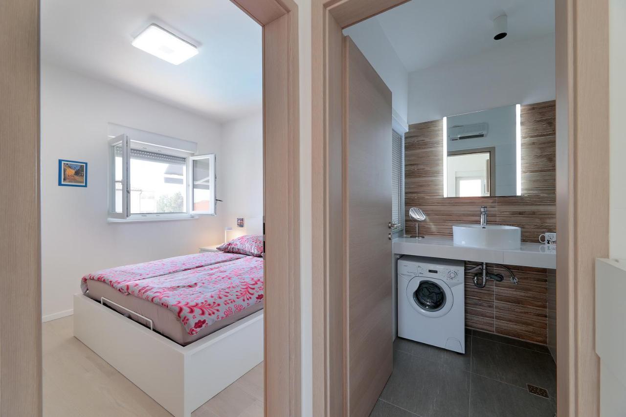 Apartment Alan 2 Vrsi Esterno foto