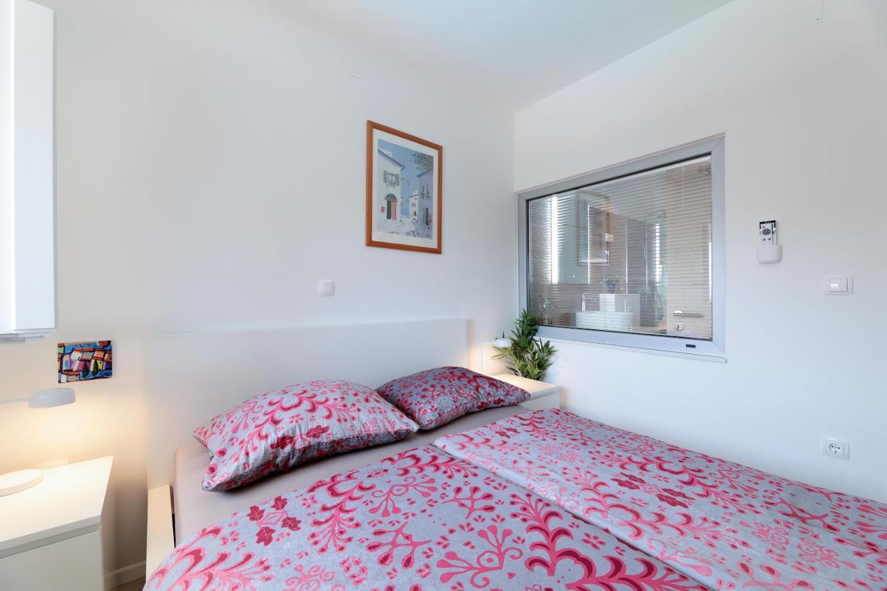 Apartment Alan 2 Vrsi Esterno foto